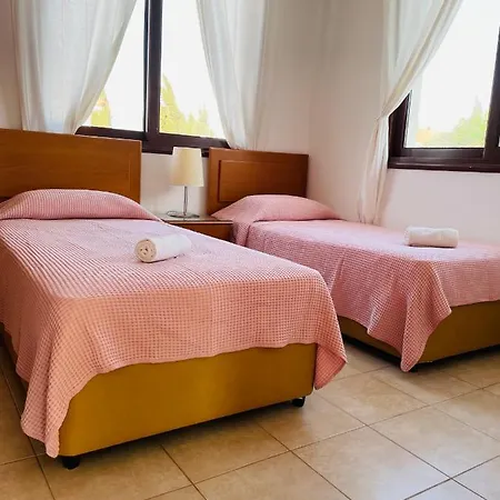 Amazing With A Private Pool Villa Protaras
