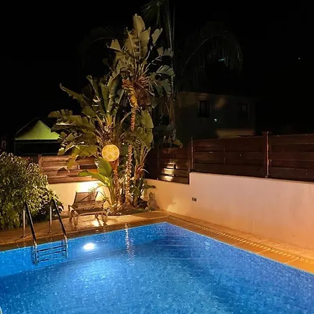 Amazing With A Private Pool
